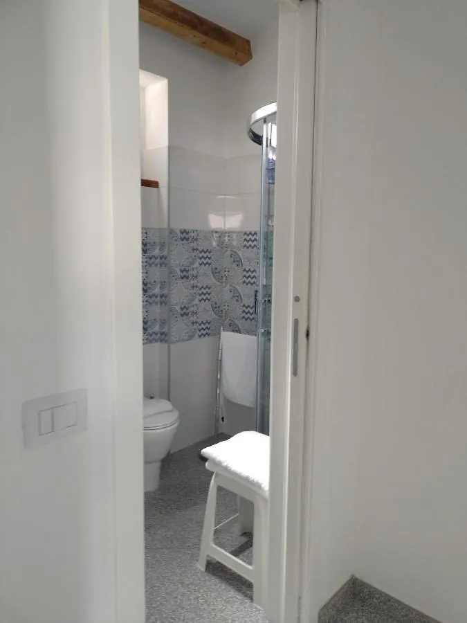 アパートホテル La Reggia Apartments ミラッツォ イタリア