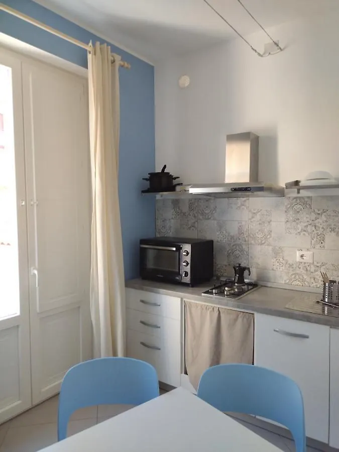 La Reggia Apartments ミラッツォ 0*,  イタリア