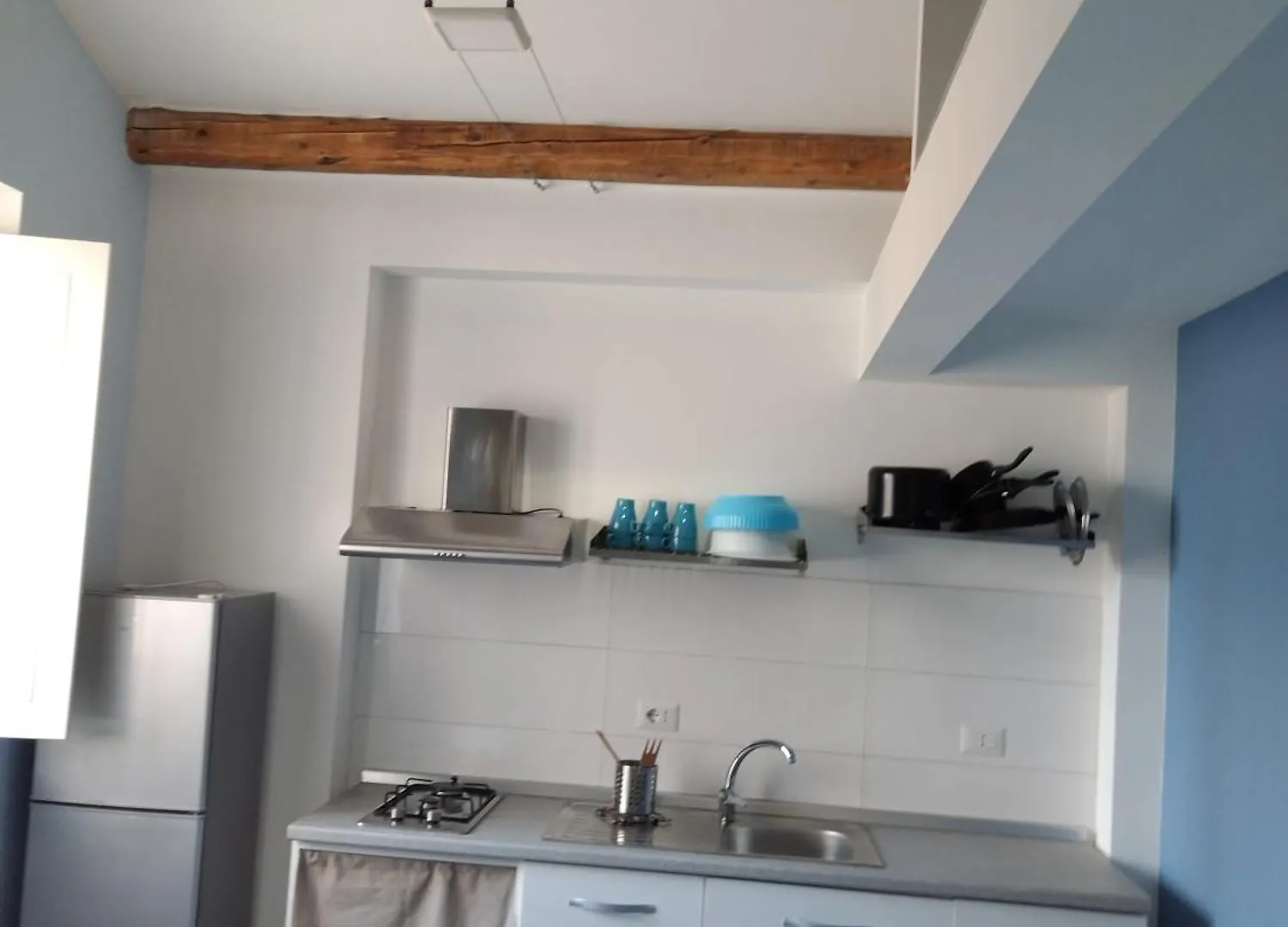 La Reggia Apartments ミラッツォ アパートホテル